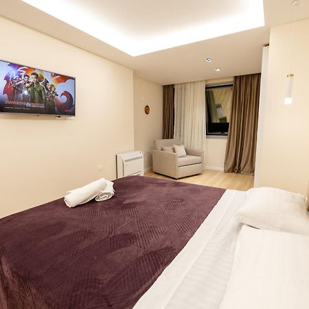 Luxury Center Observatori Apartment Tiranë Luaran gambar