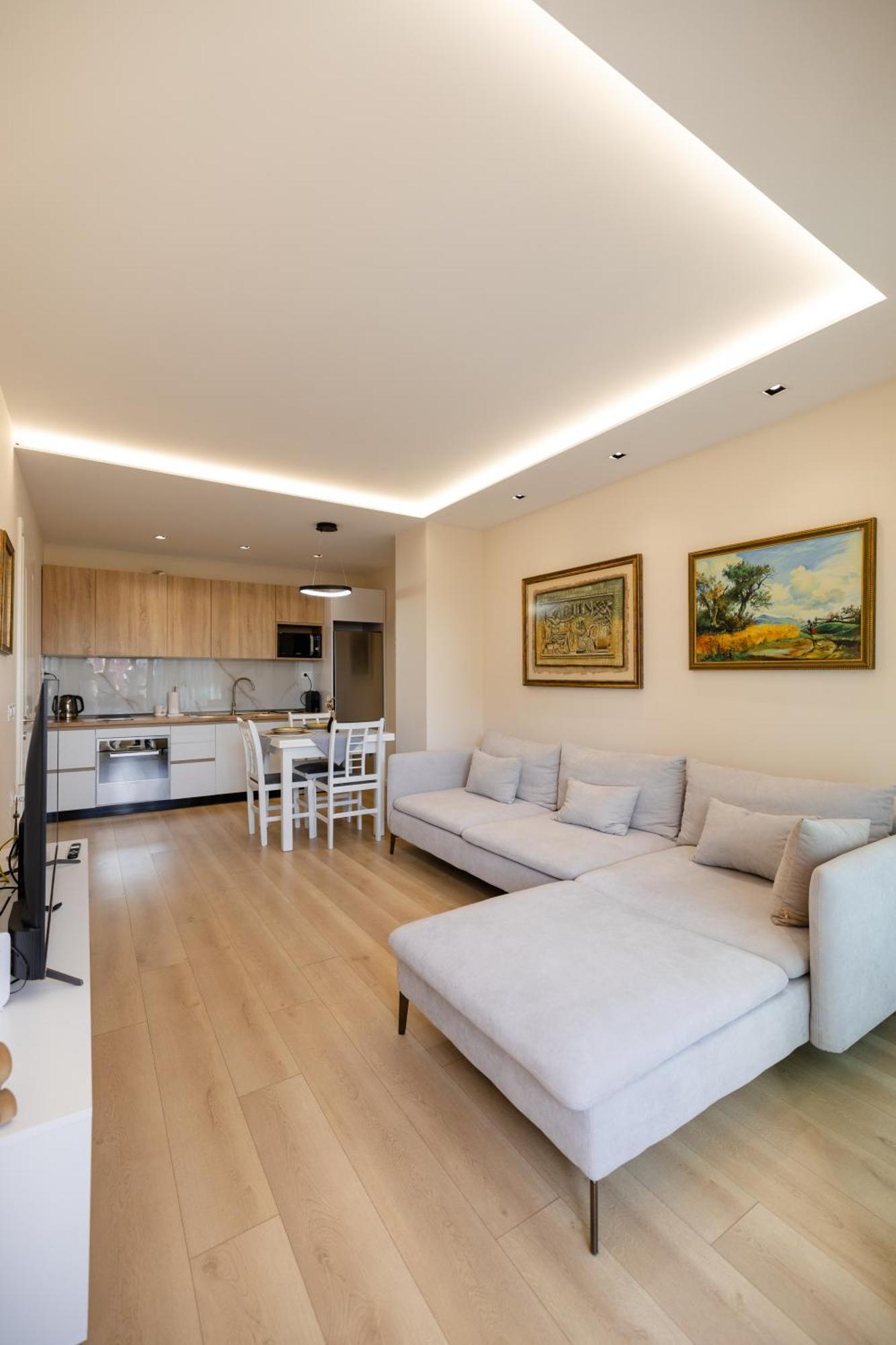 Luxury Center Observatori Apartment Tiranë Luaran gambar