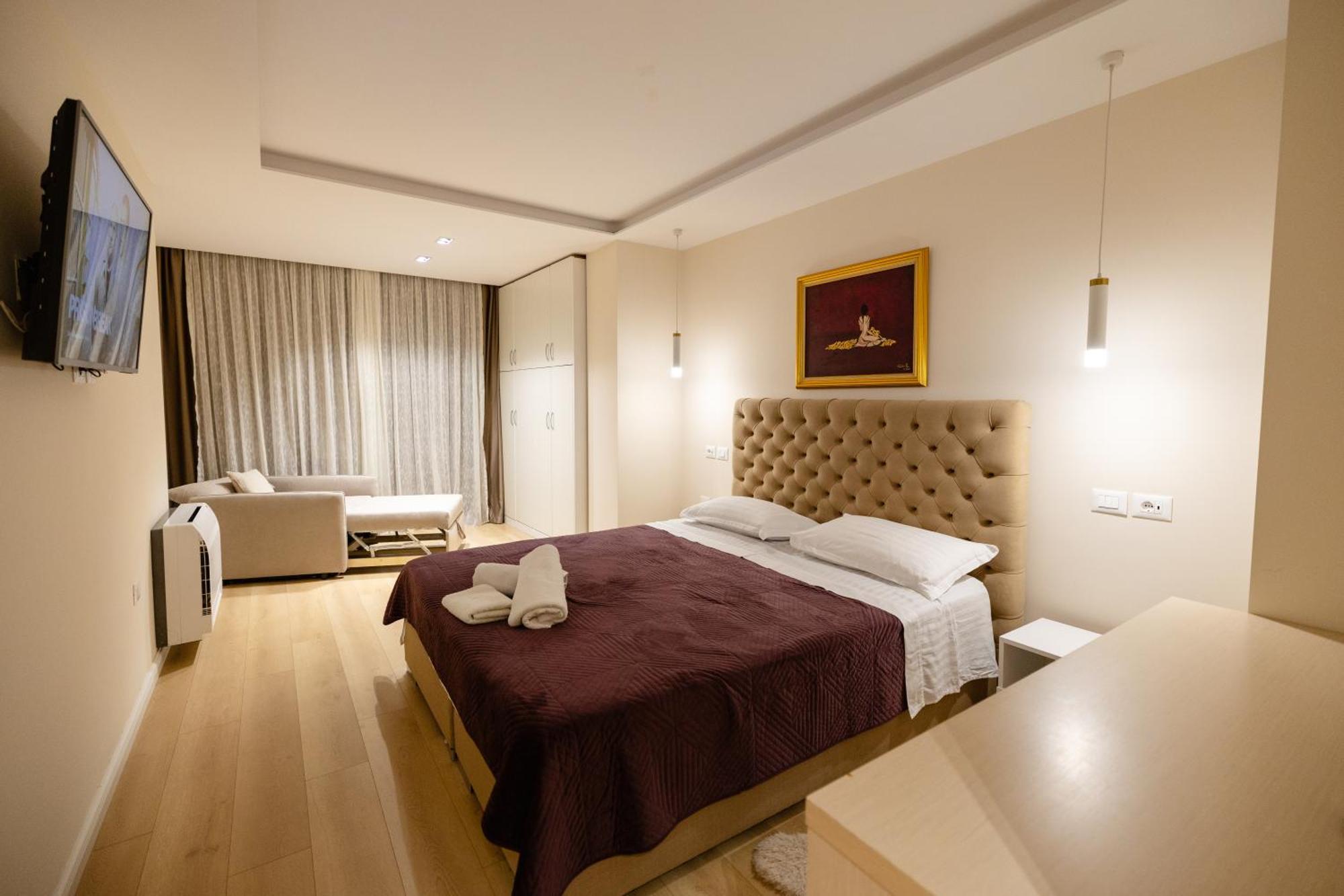 Luxury Center Observatori Apartment Tiranë Luaran gambar