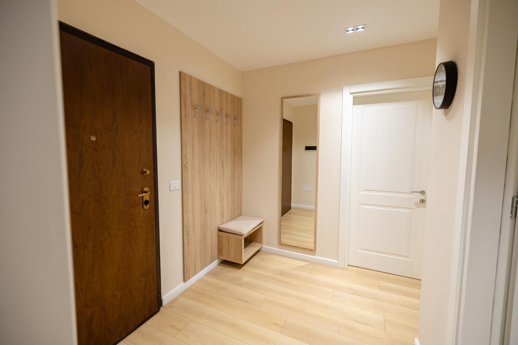 Luxury Center Observatori Apartment Tiranë Luaran gambar