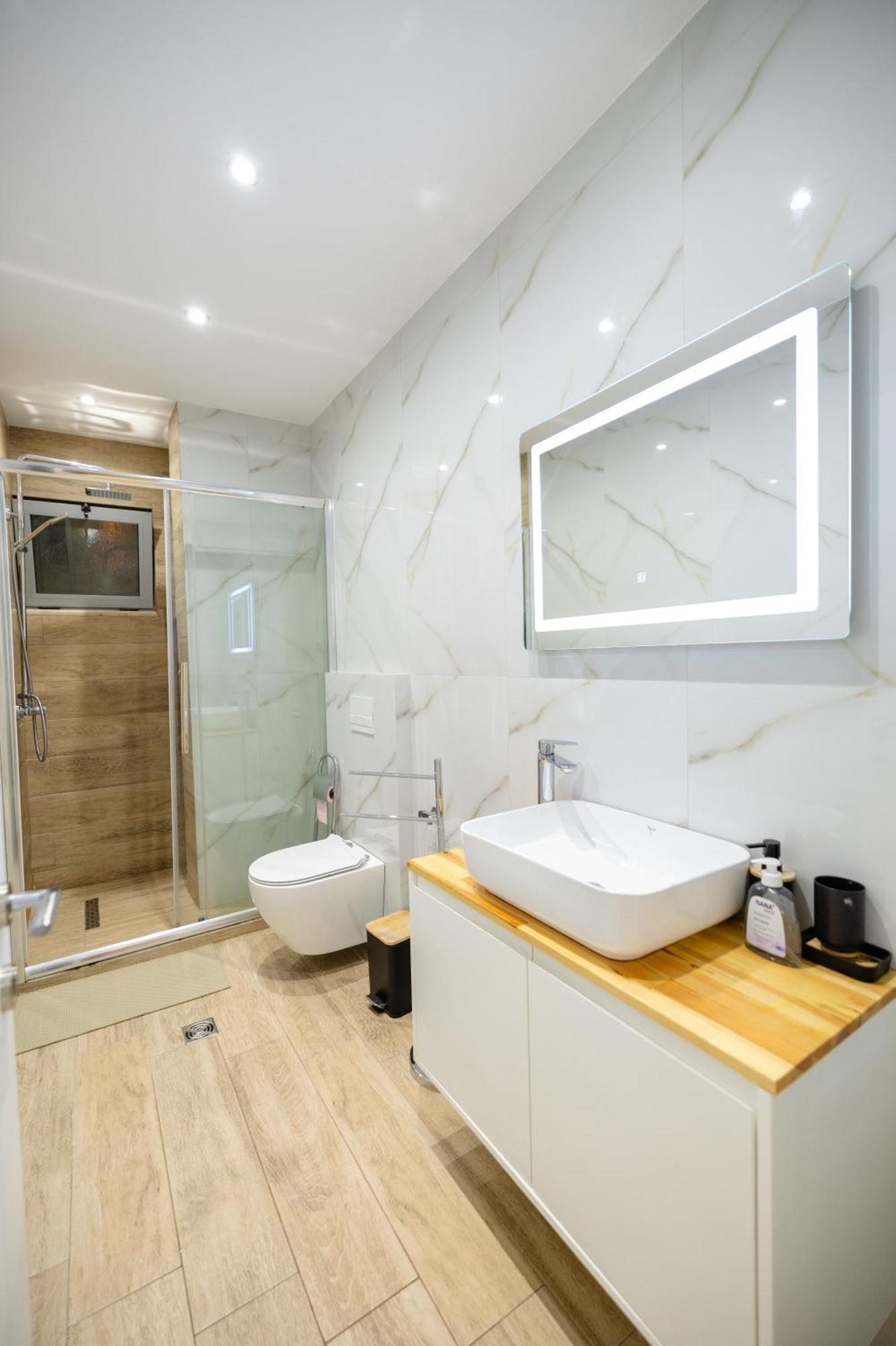 Luxury Center Observatori Apartment Tiranë Luaran gambar