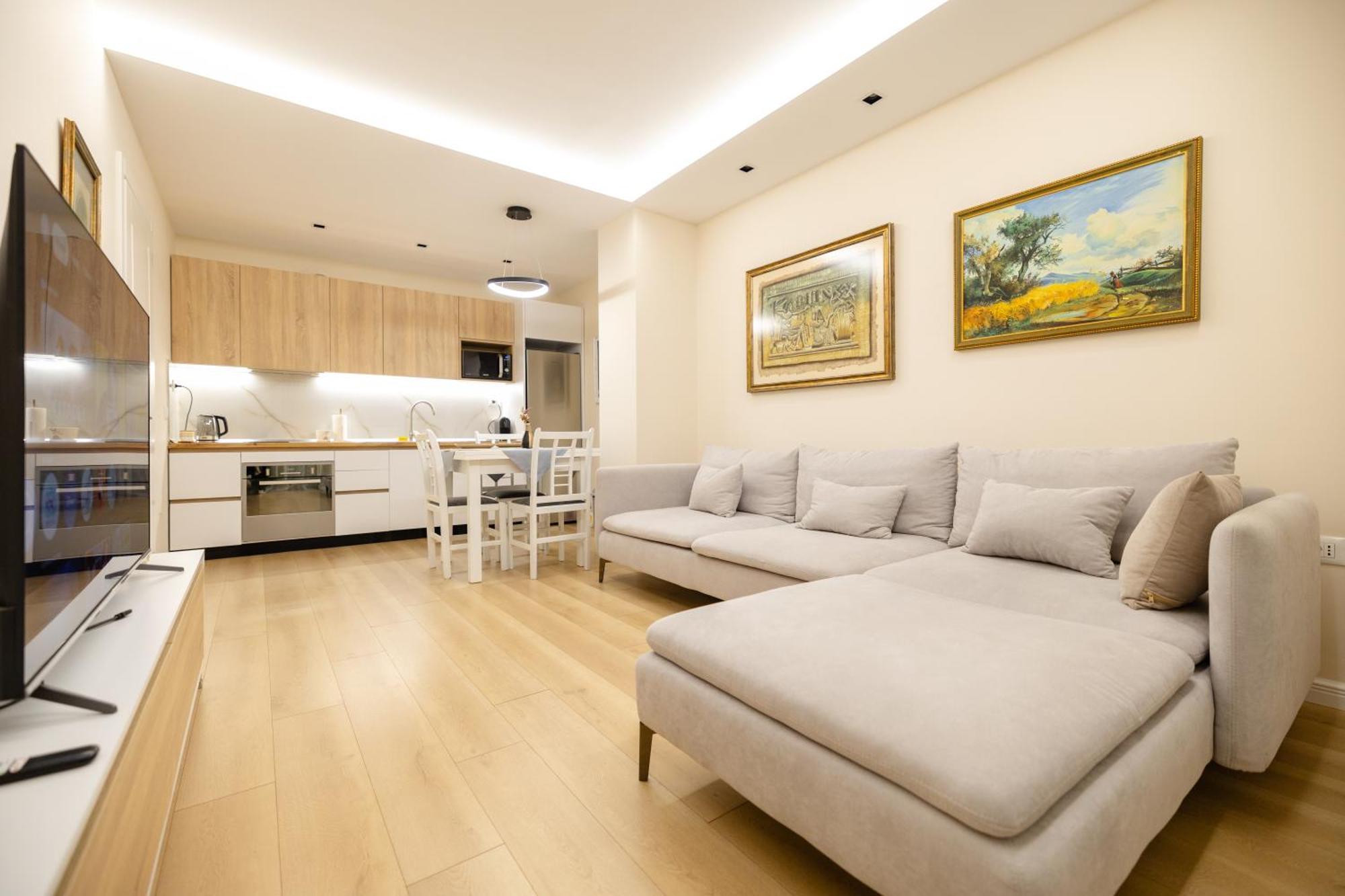 Luxury Center Observatori Apartment Tiranë Luaran gambar