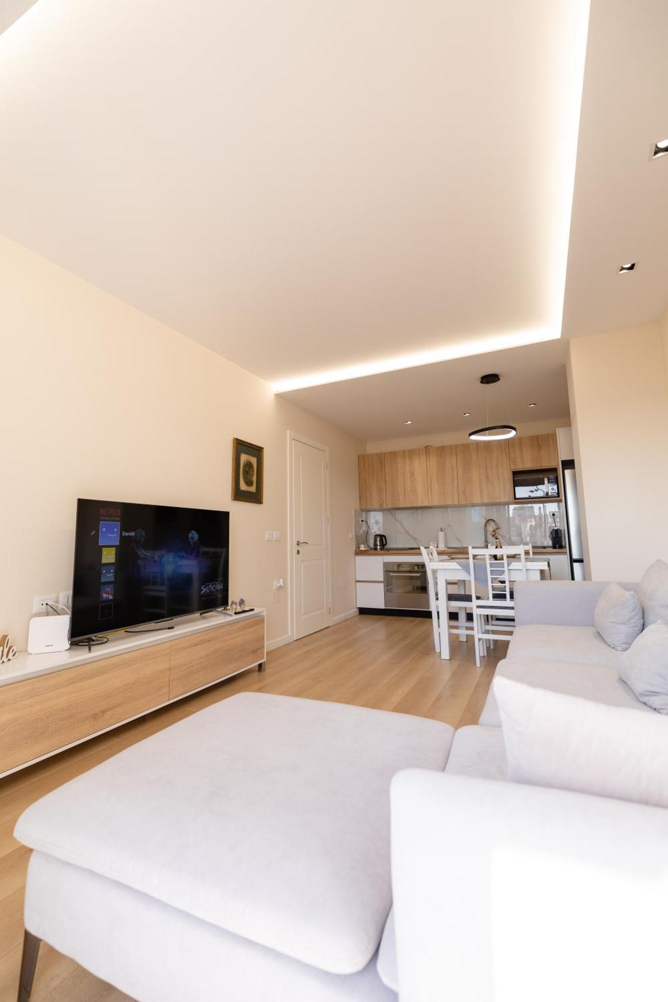 Luxury Center Observatori Apartment Tiranë Luaran gambar
